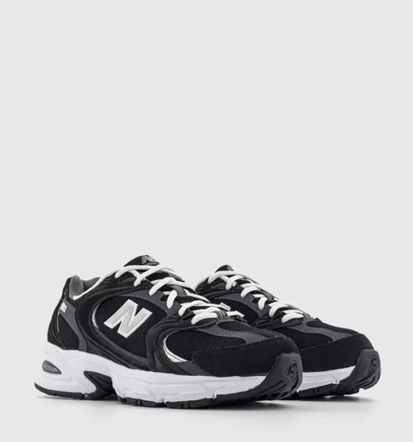 530 Trainers Black White Grey